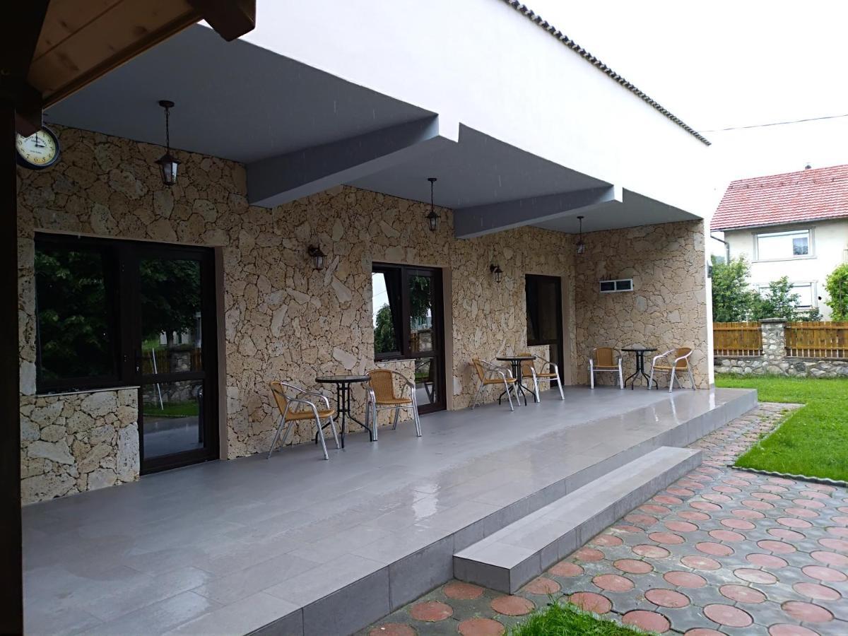 Casa Roka Apartment เอเชลนิทซา ภายนอก รูปภาพ